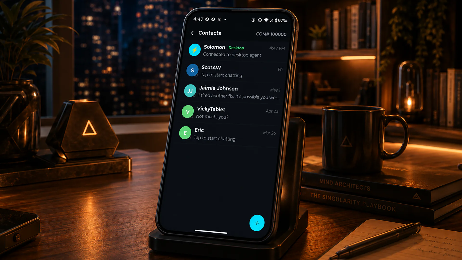 The Com private contacts and messaging screen