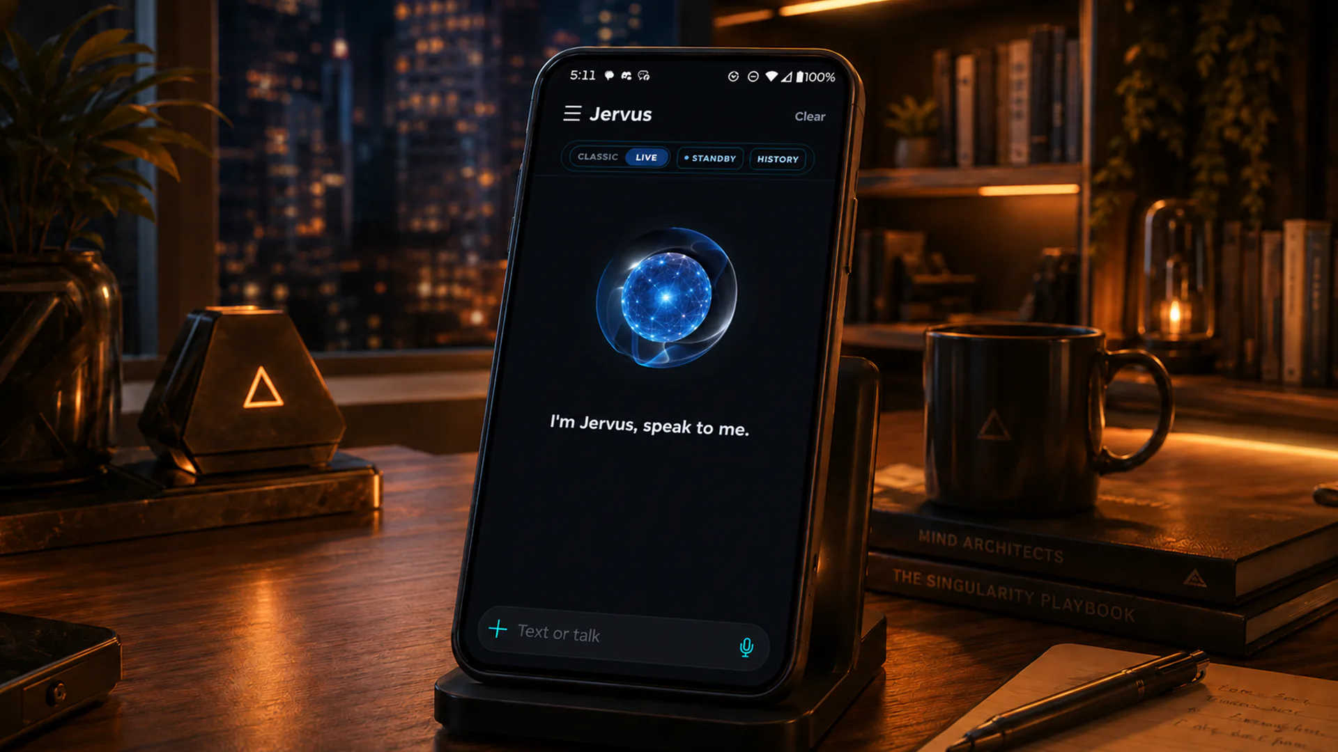 The Com showing Jervus ready for a voice conversation